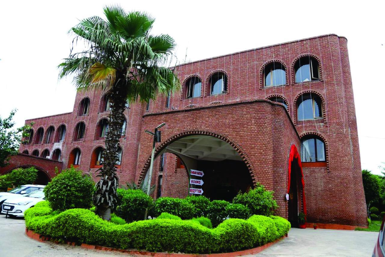 Magsons Resorts Vrindavan Kosi Exterior photo